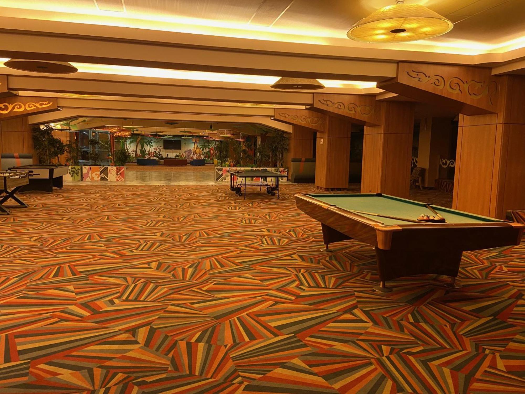Aparthotel Rin Grand Residence Bucarest Exterior foto
